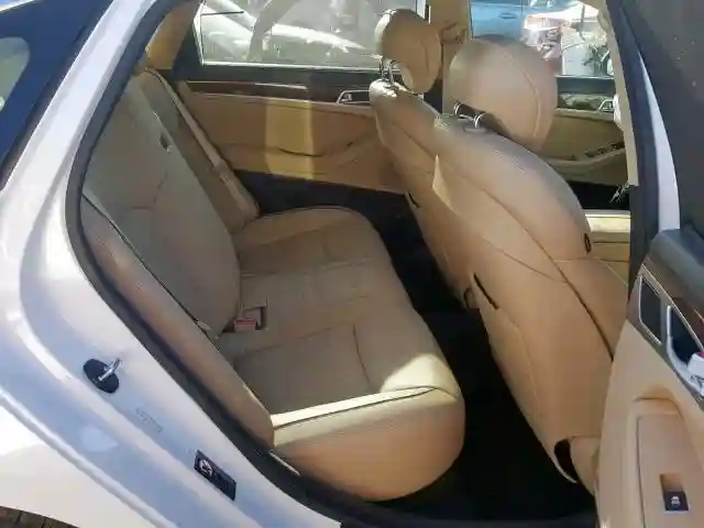 KMHGN4JE8GU127062 2016 HYUNDAI GENESIS 3.8L-5