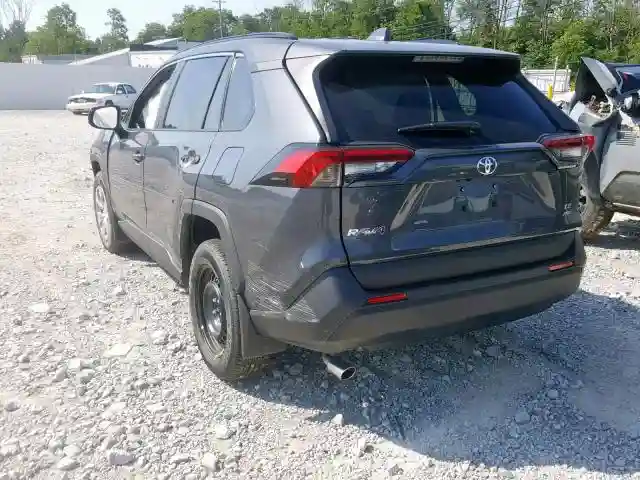 2T3F1RFV2KW055854 2019 TOYOTA RAV4 LE-2