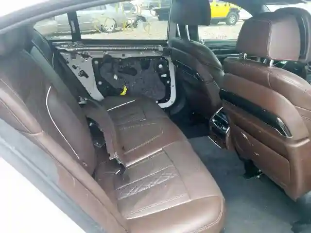 WBA7F2C57GG415606 2016 BMW 750 XI-5