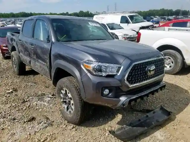 5TFCZ5AN4JX161289 2018 TOYOTA TACOMA DOUBLE CAB-0
