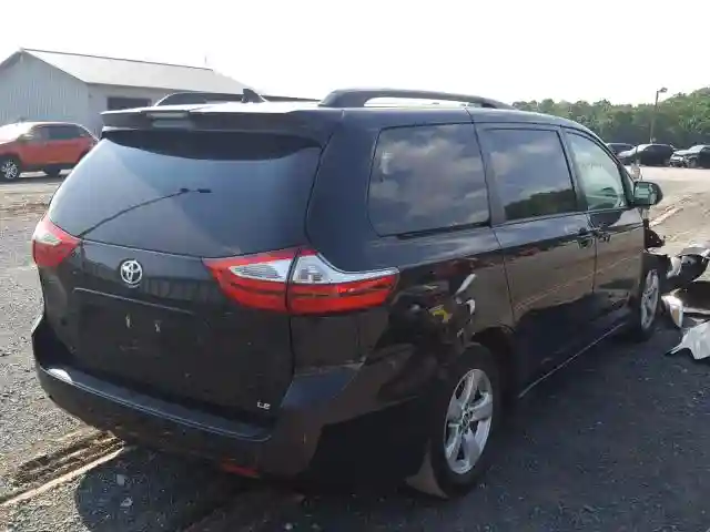 5TDKZ3DC7JS915348 2018 TOYOTA SIENNA LE-3