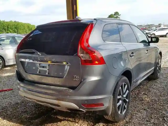 YV449MRR8H2120187 2017 VOLVO XC60 T6-3