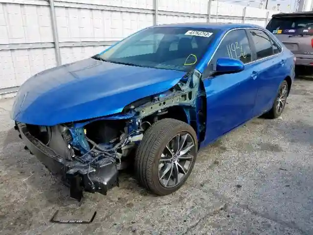 4T1BF1FK8HU699044 2017 TOYOTA CAMRY LE-1