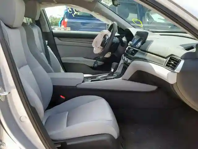 1HGCV1F13JA267411 2018 HONDA ACCORD LX-4