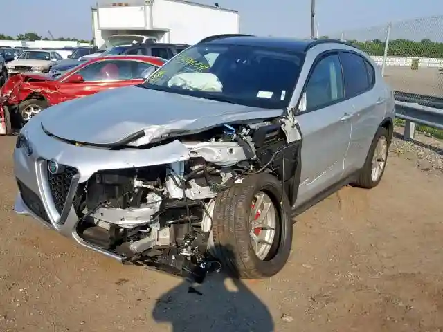 ZASFAKPN7J7B94501 2018 ALFA ROMEO STELVIO SPORT-1