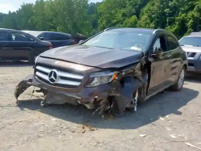 WDCTG4GB4HJ290105 2018 MERCEDES-BENZ GLA 250 4MATIC-1