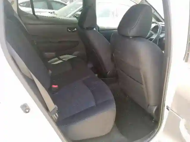 1N4AZ1CP4JC314572 2018 NISSAN LEAF S-5