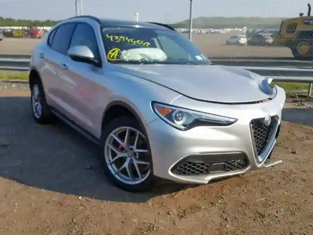 ZASFAKPN7J7B94501 2018 ALFA ROMEO STELVIO SPORT-0