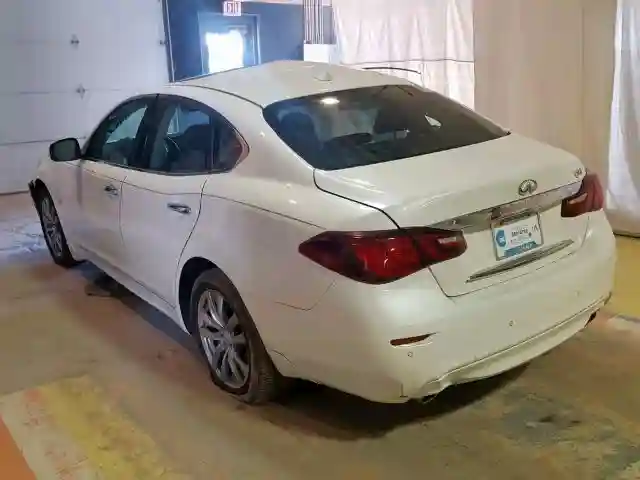 JN1BY1AP8GM220236 2016 INFINITI Q70 3.7-2