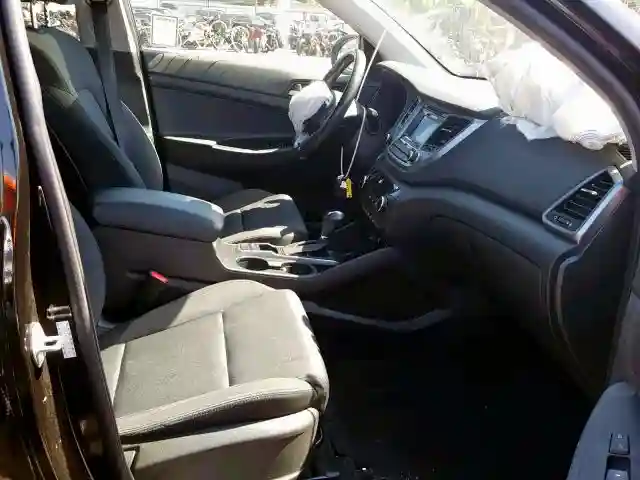 KM8J33A25HU528582 2017 HYUNDAI TUCSON LIMITED-4