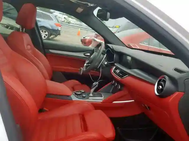 ZASPAKBN8K7C30919 2019 ALFA ROMEO STELVIO TI-4