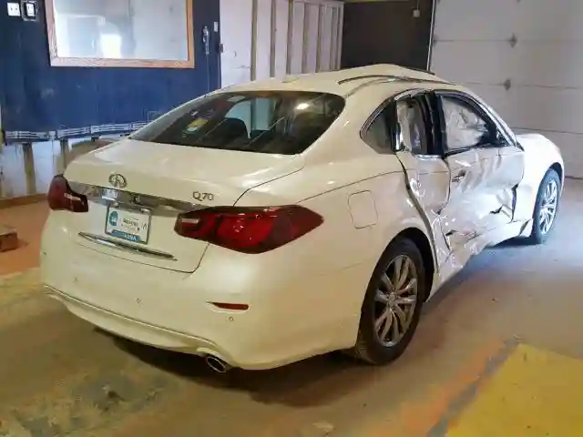 JN1BY1AP8GM220236 2016 INFINITI Q70 3.7-3