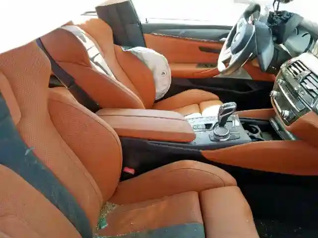 WBSJF0C54JG577481 2018 BMW M5-4