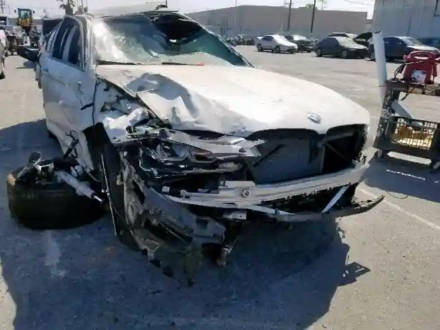 WBSJF0C54JG577481 2018 BMW M5-0