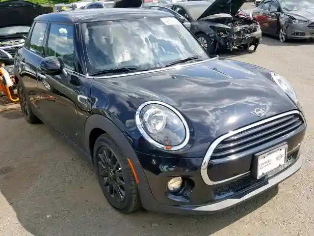 WMWXU1C58K2J02151 2019 MINI COOPER-0