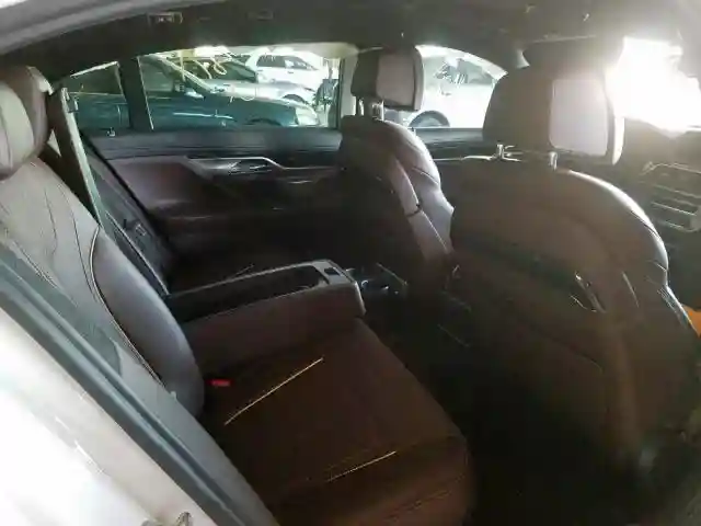 WBA7E2C36HG741416 2017 BMW 740 I-5