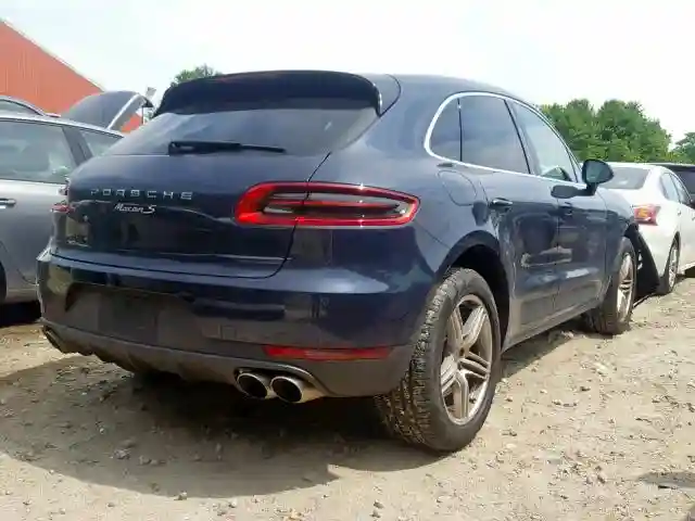 WP1AB2A56HLB20933 2017 PORSCHE MACAN S-3