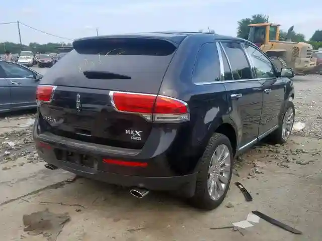 2LMDJ8JK2FBL21512 2015 LINCOLN MKX-3