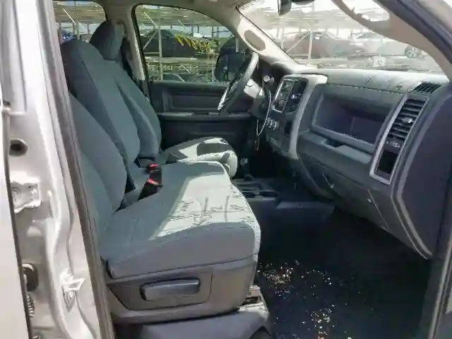 3C63R3GL2JG247142 2018 RAM 3500 ST-4