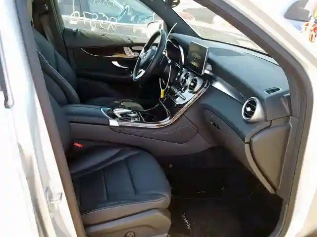 WDC0G4JB5HF174748 2017 MERCEDES-BENZ GLC 300-4