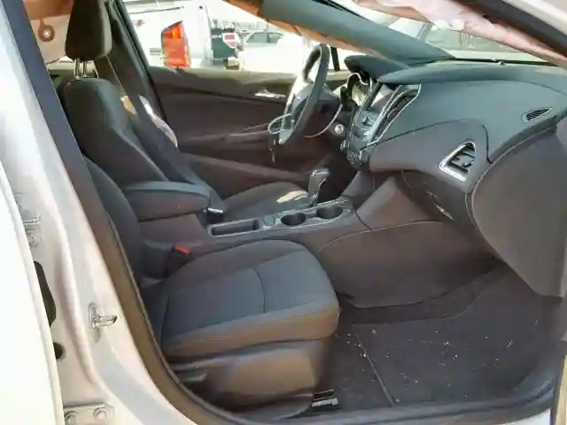 3G1BC6SM8KS615581 2019 CHEVROLET CRUZE LS-4