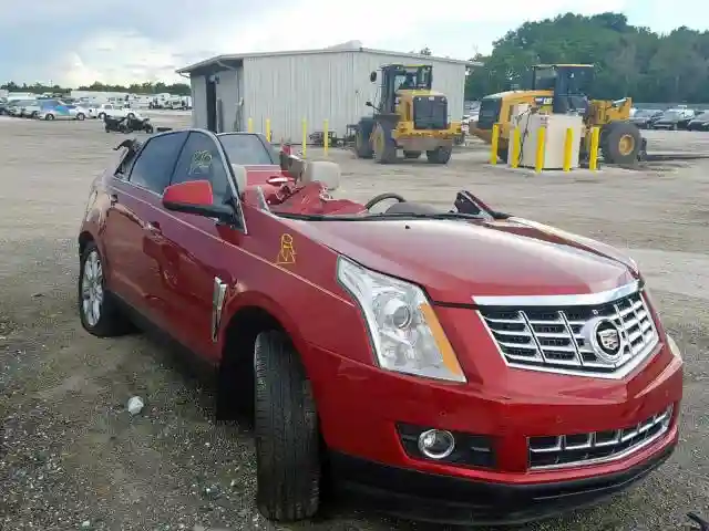 3GYFNCE38GS569630 2016 CADILLAC SRX PERFORMANCE COLLECTION-0