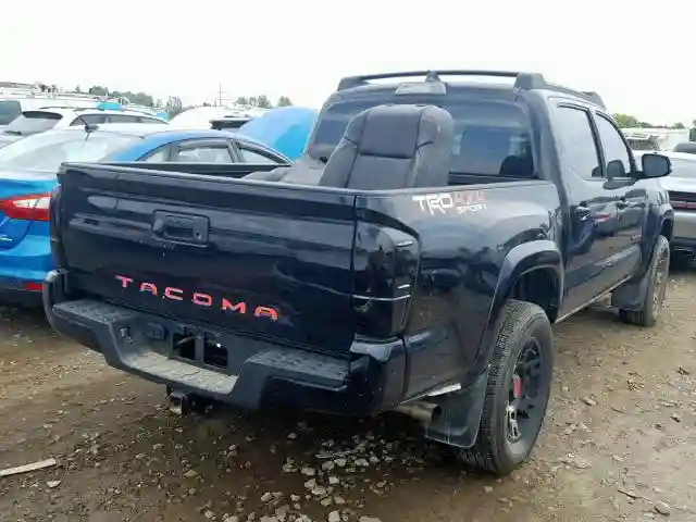 3TMCZ5AN8JM135509 2018 TOYOTA TACOMA DOUBLE CAB-3