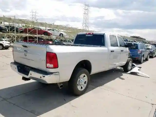 3C63R3GL2JG247142 2018 RAM 3500 ST-3