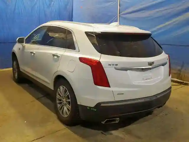 1GYKNDRS9HZ129264 2017 CADILLAC XT5 LUXURY-2