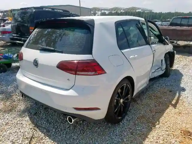 3VW6T7AU6KM007205 2019 VOLKSWAGEN GTI AUTOBAHN-3