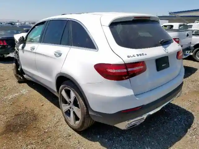 WDC0G5EB9KF609407 2019 MERCEDES-BENZ GLC 350E-2