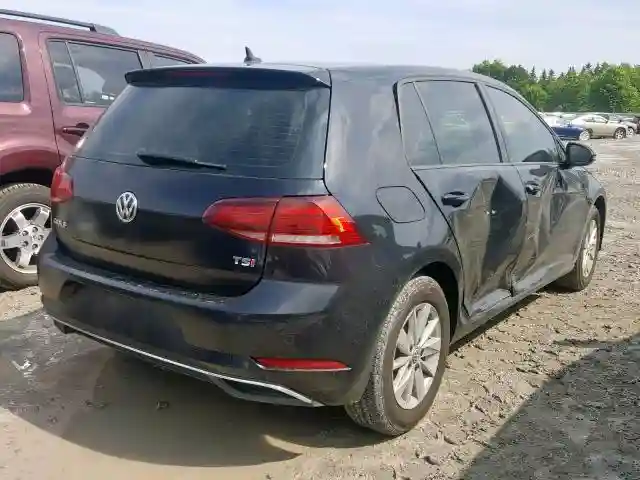 3VWG17AU4JM293483 2018 VOLKSWAGEN GOLF S-3
