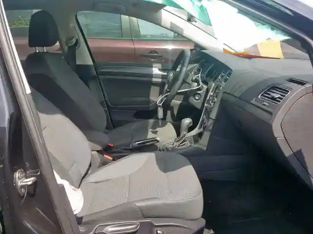 3VWG17AU4JM293483 2018 VOLKSWAGEN GOLF S-4
