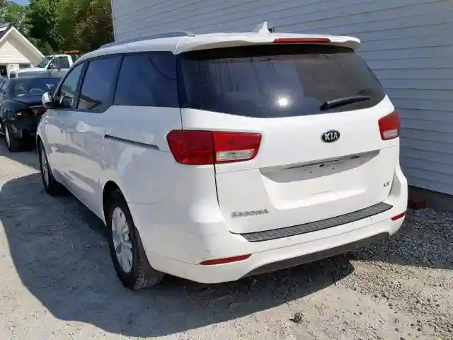 KNDMB5C18J6398893 2018 KIA SEDONA LX-2