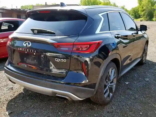 3PCAJ5M31KF105279 2019 INFINITI QX50 ESSENTIAL-3