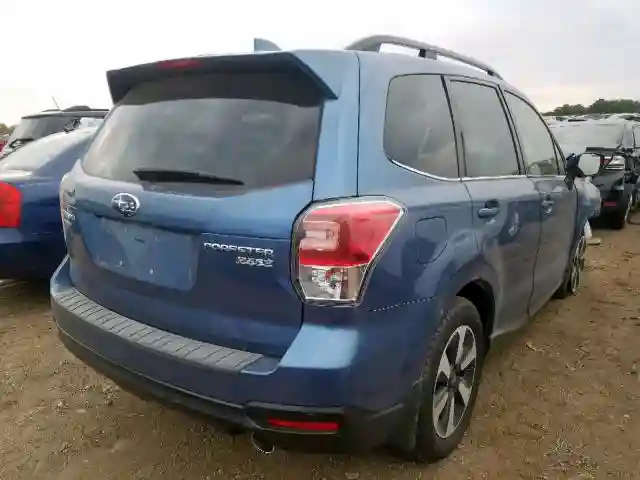 JF2SJARC7HH583707 2017 SUBARU FORESTER 2.5I LIMITED-3