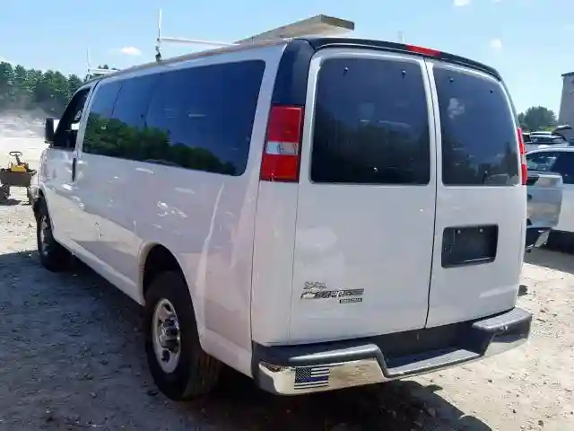 1GAWGFFG2G1248633 2016 CHEVROLET EXPRESS G2500 LT-2