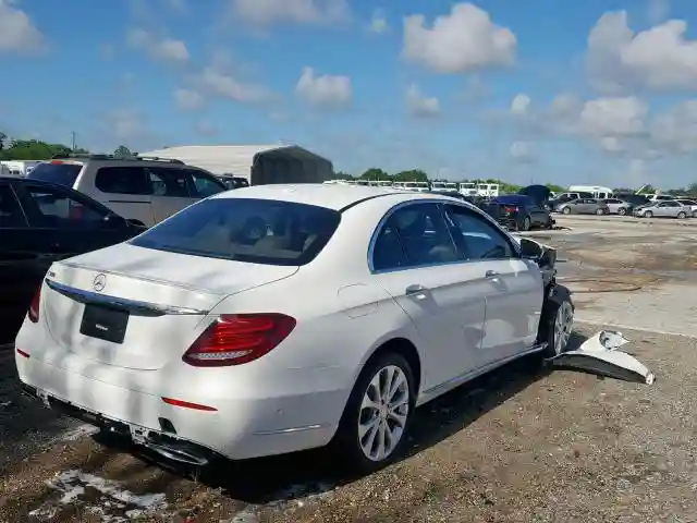 WDDZF4JB0HA161733 2017 MERCEDES-BENZ E 300-3