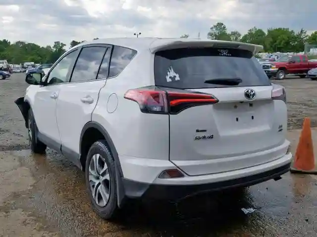 JTMBFREV3JJ730495 2018 TOYOTA RAV4 LE-2