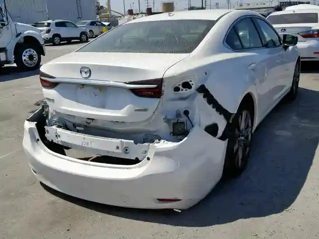 JM1GL1TY6J1303051 2018 MAZDA 6 GRAND TOURING-3