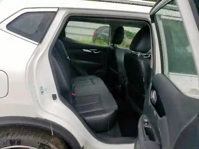 JN1BJ1CR8HW140203 2017 NISSAN ROGUE SPORT S-5