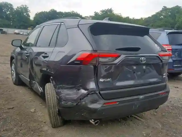 JTMF1RFV5KD504666 2019 TOYOTA RAV4 LE-2
