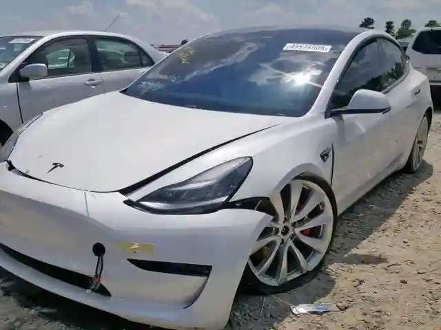5YJ3E1EB6KF393750 2019 TESLA MODEL 3-1