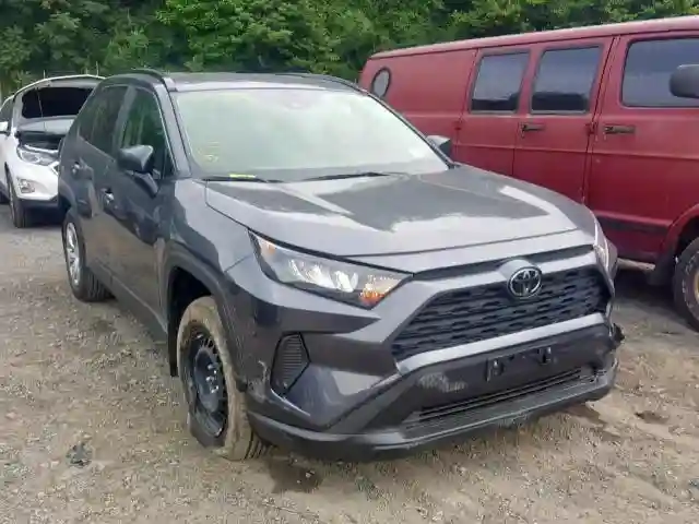 JTMF1RFV5KD504666 2019 TOYOTA RAV4 LE-0