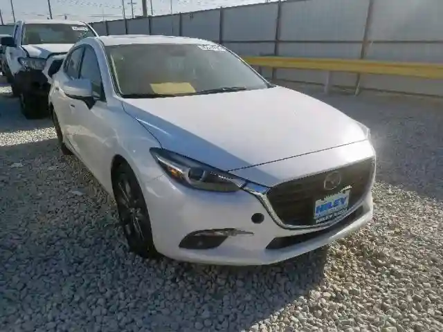 3MZBN1M31JM268135 2018 MAZDA 3 GRAND TOURING-0