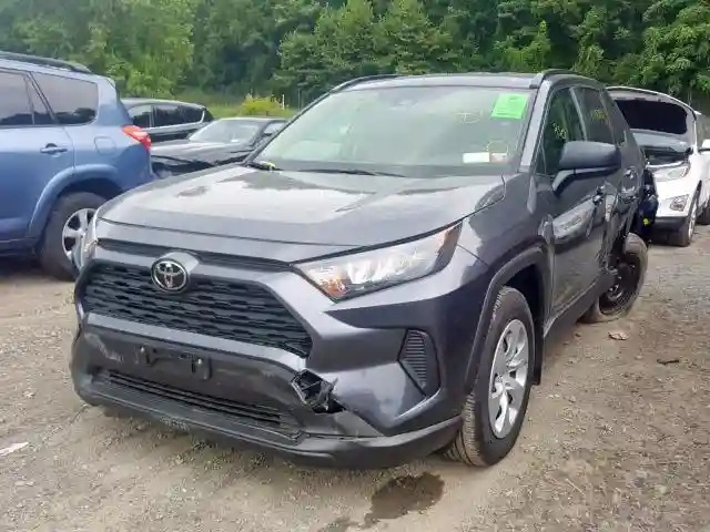 JTMF1RFV5KD504666 2019 TOYOTA RAV4 LE-1