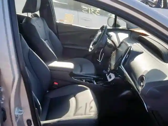 JTDKARFP2K3114386 2019 TOYOTA PRIUS PRIME-4
