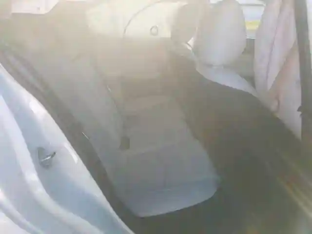 3MZBN1M31JM268135 2018 MAZDA 3 GRAND TOURING-5