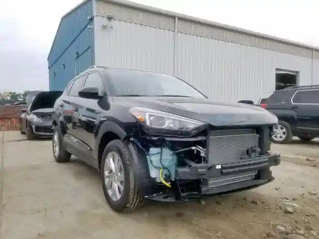 KM8J2CA4XKU047299 2019 HYUNDAI TUCSON SE-0