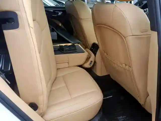 WP1AA2A52JLB19271 2018 PORSCHE MACAN-5